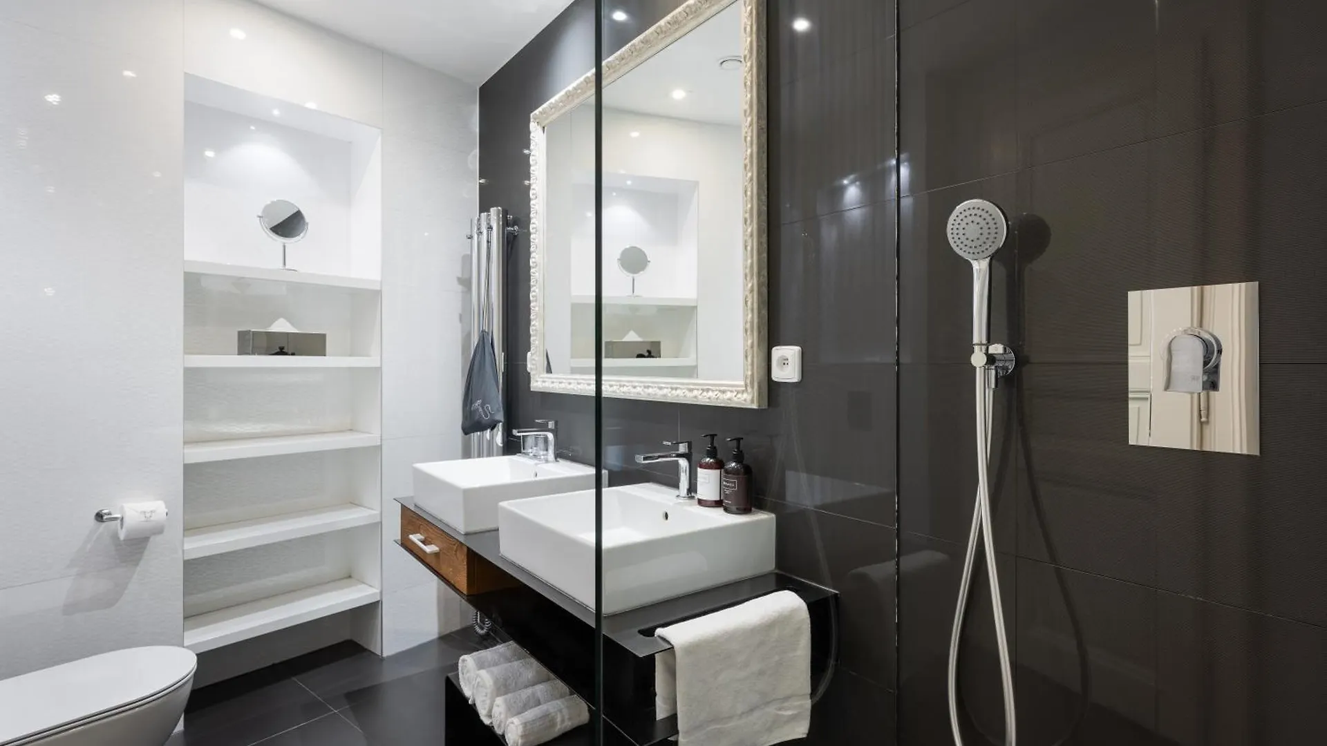 Aparthotel Mooo Downtown Praga